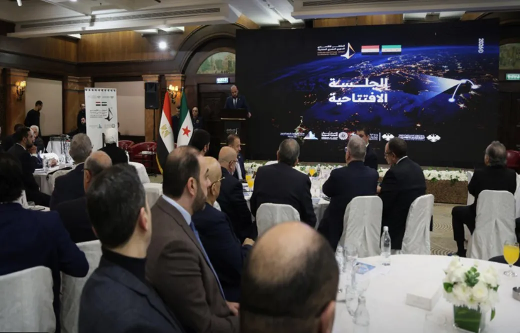 أغرب خطاب سياسي اقتصادي في دمشق: أحمد الشرع يطرح «استثمار المحبة» أساسًا للعلاقة مع مصر